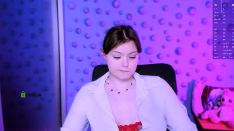 Little Niko  Help me reach my goals online show from November 2025 08:01:01 PM