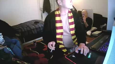 nikolas1382739 online show from November 2025 10:19:01 PM