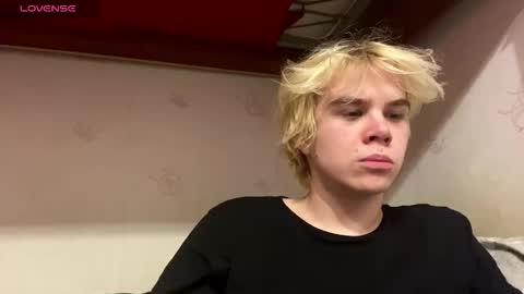 nikolasbucks online show from December 2025 09:43:02 PM