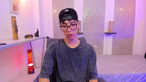    online show from September 2025 04:17:02 AM