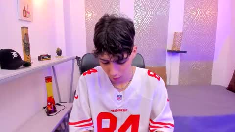    online show from October 2025 04:18:02 AM