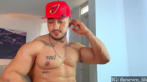 Niko online show from December 2025 04:59:02 PM