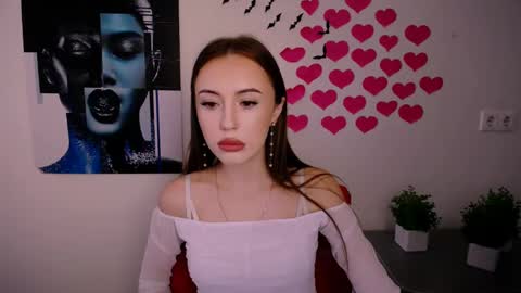 nikonara_ online show from January 2025 11:28:02 AM