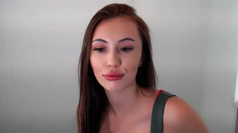 nikonara_ online show from September 2025 12:19:01 PM