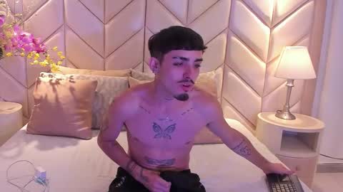 Niko Stone online show from November 2025 01:26:02 AM