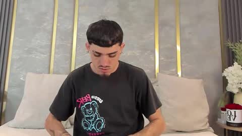 Niko Stone online show from January 2026 05:24:01 AM