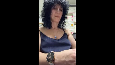 nikol online show from April 2026 07:04:02 PM