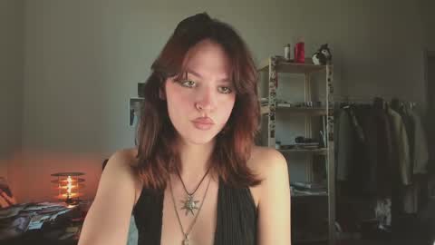 Snapshot of niky_jess chatting on May 2026 01:37:01 PM Veronica online show from May 2026 01:37:01 PM