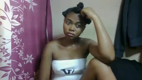 nilah online show from March 2026 05:02:01 AM