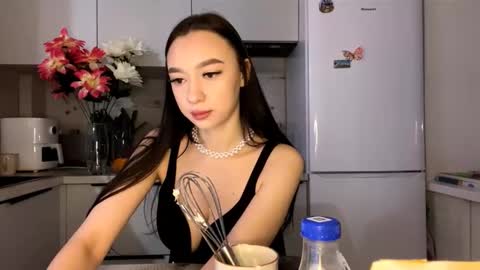 Margot online show from November 2025 06:22:02 PM