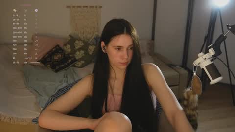 Jennet online show from May 2026 08:07:02 PM