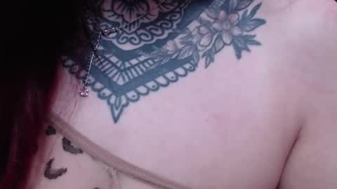 Nina online show from April 2026 06:44:02 AM