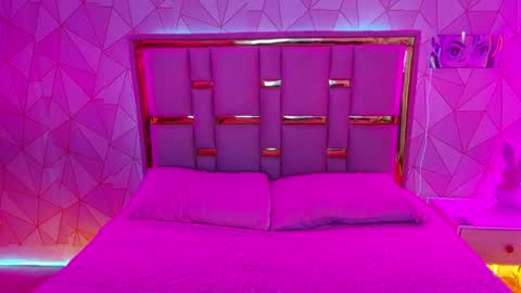 Nina Carther online show from April 2026 08:24:02 PM