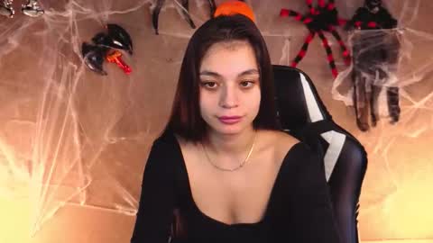 Ketrin online show from October 2025 02:25:02 AM