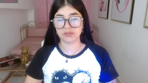 Nina online show from April 2026 01:23:02 PM