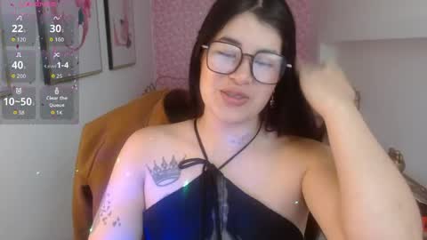 Nina online show from April 2026 01:41:02 PM