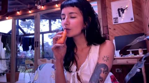 Nina.  online show from March 2026 09:14:02 PM