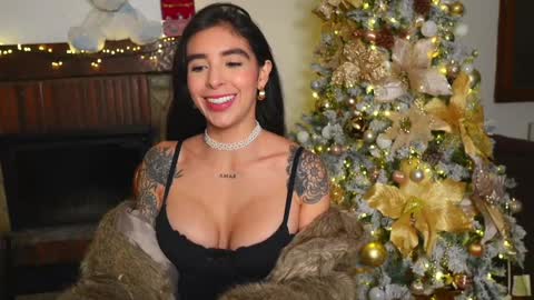 Nina Clarke- Independent Model online show from December 2025 09:36:01 AM