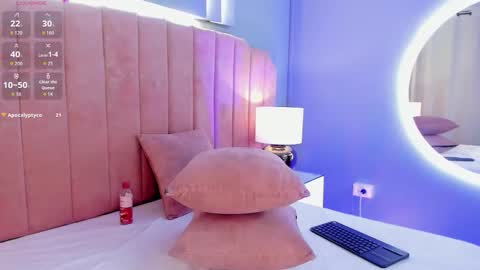 Nina  online show from March 2026 03:46:02 AM