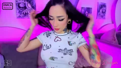 Snapshot of ninadanger chatting on December 2024 01:06:01 PM Heyyy guys Im Ninas crazy online show from December 2024 01:06:01 PM