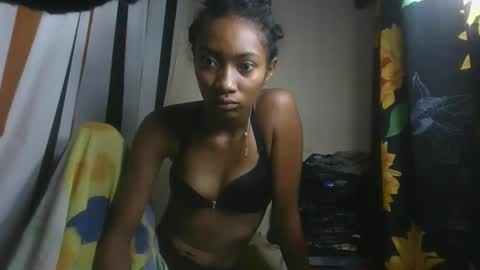 ninaeaa online show from November 2025 01:31:01 AM