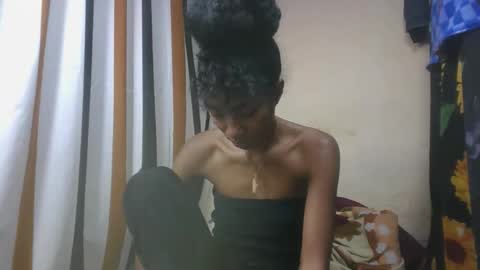 ninaeaa online show from December 2025 05:34:01 AM