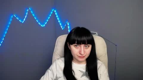 ninaflawlees online show from April 2026 06:16:02 AM