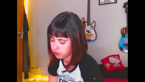 ninapellegrini17 online show from October 2025 10:54:02 PM