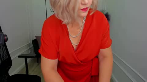 ninastarle online show from November 2025 05:29:02 AM