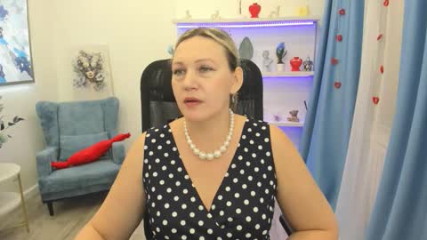 ninastarle online show from February 2026 11:50:01 AM