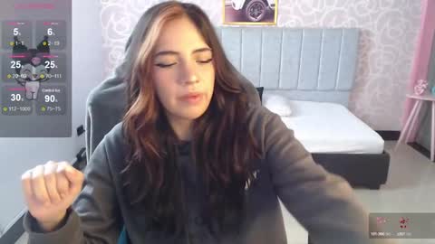 Snapshot of ninfa_ch chatting on December 2024 11:19:01 AM Ninfa  online show from December 2024 11:19:01 AM