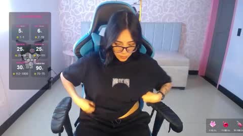 Snapshot of ninfa_ch chatting on February 2025 11:19:02 AM Ninfa  online show from February 2025 11:19:02 AM