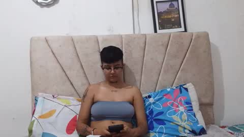 Snapshot of nini_smith chatting on April 2026 05:48:02 PM nini_smith online show from April 2026 05:48:02 PM