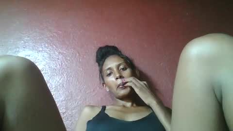 ninie246746 online show from February 2025 05:54:01 PM