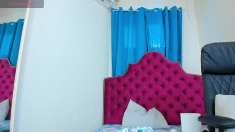 Snapshot of ninna_dee chatting on July 2026 04:40:01 AM nina dee online show from July 2026 04:40:01 AM