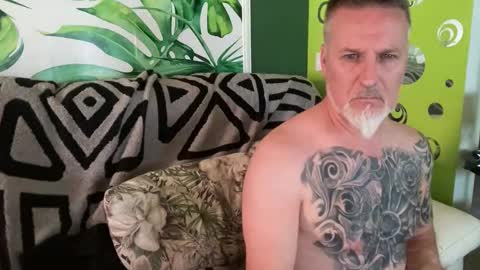 Snapshot of ninyo74 chatting on September 2025 02:05:02 PM Ninyo online show from September 2025 02:05:02 PM