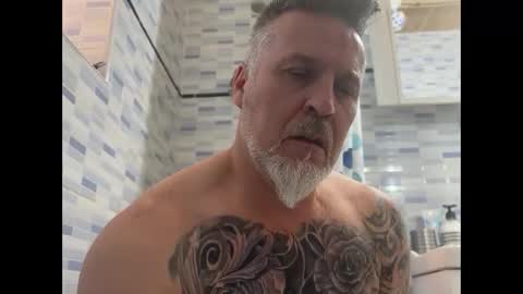 Snapshot of ninyo74 chatting on September 2025 10:48:02 AM Ninyo online show from September 2025 10:48:02 AM