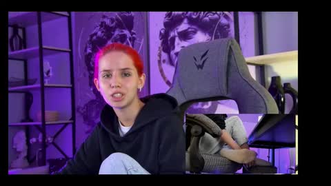 Nita online show from September 2025 07:13:01 PM