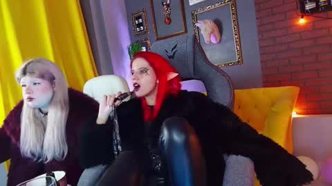 Nita online show from October 2025 08:54:02 PM