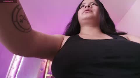 Snapshot of nix_boobs chatting on June 2026 07:05:01 PM V I C T O R I A online show from June 2026 07:05:01 PM