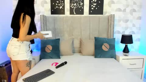 NATHALIA MORENO online show from February 2026 12:39:02 PM