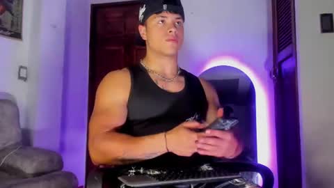 Snapshot of noah_223 chatting on June 2026 02:31:02 AM noah_223 online show from June 2026 02:31:02 AM