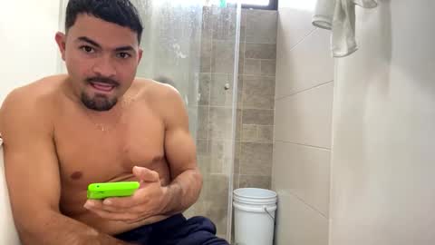 noah_3050 online show from October 2025 02:51:02 PM