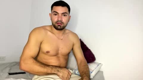 noah_3050 online show from December 2025 11:45:01 PM