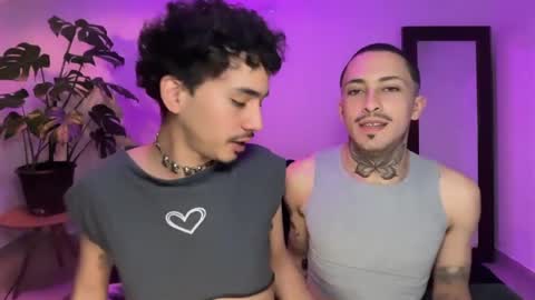 Snapshot of noah_and_steven chatting on July 2026 07:05:01 PM noah_and_steven online show from July 2026 07:05:01 PM