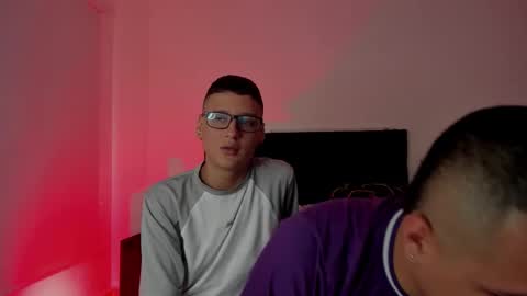 Noah Jayden online show from September 2025 06:02:01 PM