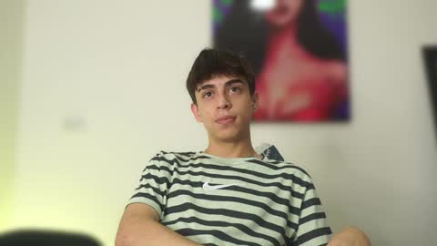 Snapshot of noah_loveboy chatting on December 2024 03:26:01 AM Noah online show from December 2024 03:26:01 AM