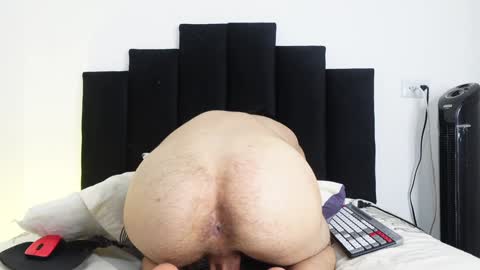 Snapshot of noah_loveboy chatting on January 2025 10:12:02 PM Noah online show from January 2025 10:12:02 PM