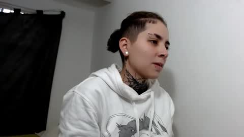 noah hehim    online show from March 2025 09:32:02 PM