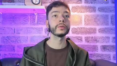    online show from December 2025 12:21:01 PM